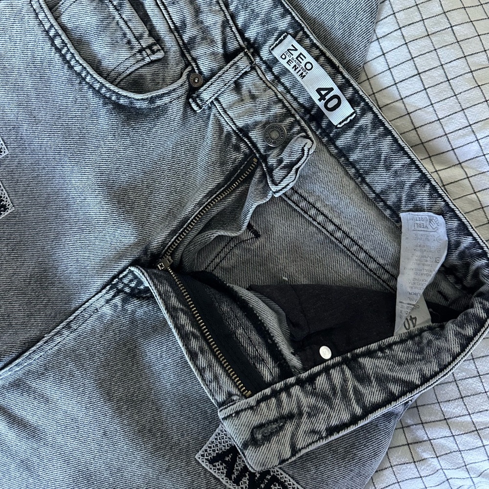 Women's Gray Boyfriend Jeans